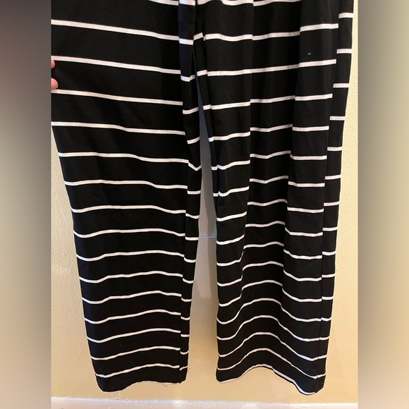 Romper - Picture 2 of 3